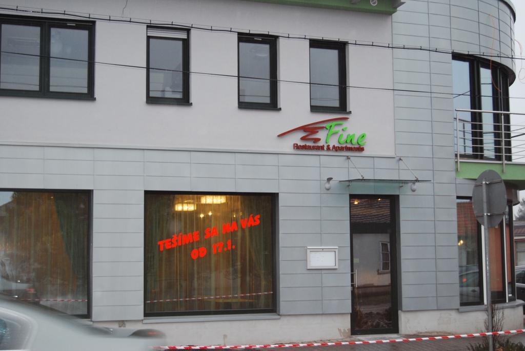 Fine Restaurant & Apartments مالاتسكي المظهر الخارجي الصورة